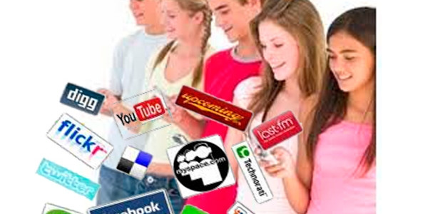 Adolescentes y redes sociales en la Escuela de Padres