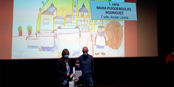 Nahia Puigdengolas premiada en el concurso "Dbus eta Gabonak"