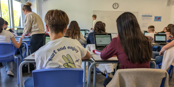 Osasun Mentalaren Nazioarteko Eguna: beharrezko begirada ikasgeletan